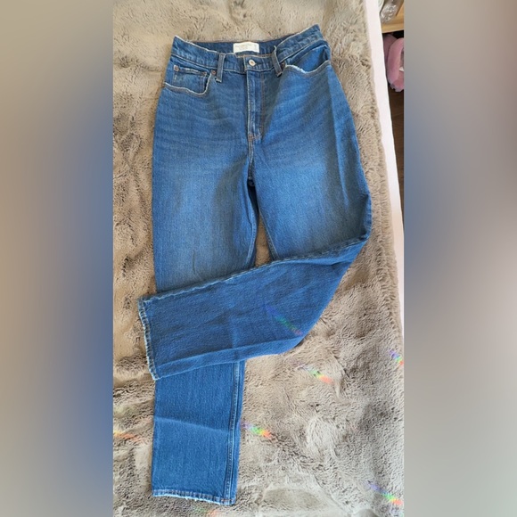 Abercrombie & Fitch Denim - Abercrombie & Fitch Women's the 90s Straight Leg Dark Wash Jeans ultra high rise